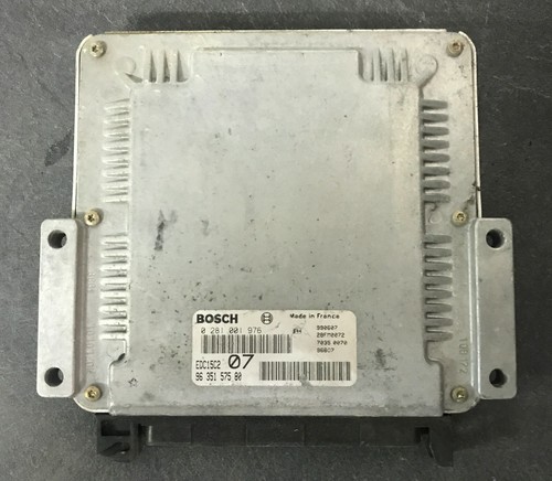 Calculateur moteur peugeot 306 - calculateur,